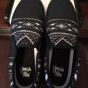Womens Slip On Sneakers-Brand New